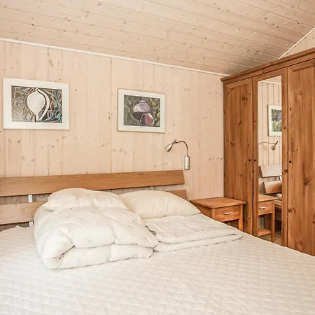 3 Bedroom Beautiful Home In Farevejle 別荘 *